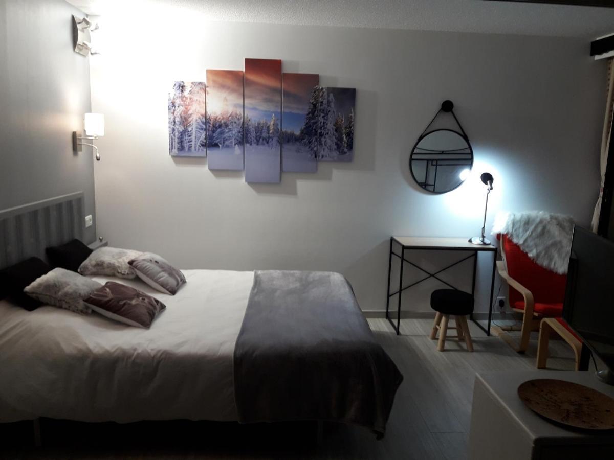 Appartement 4/6 Pers Plein Sud. Front De Neige Isola 2000 Bagian luar foto