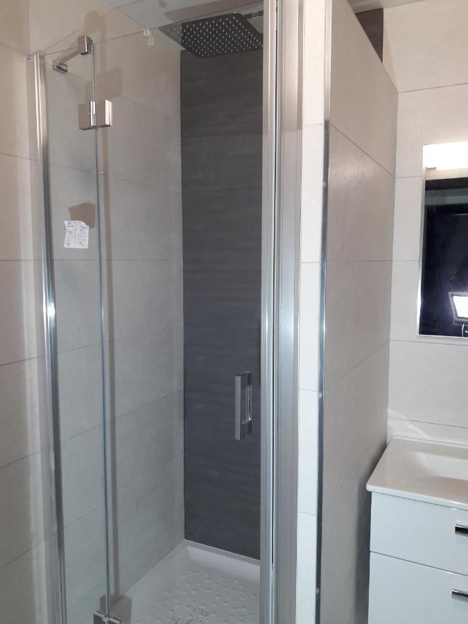 Appartement 4/6 Pers Plein Sud. Front De Neige Isola 2000 Bagian luar foto